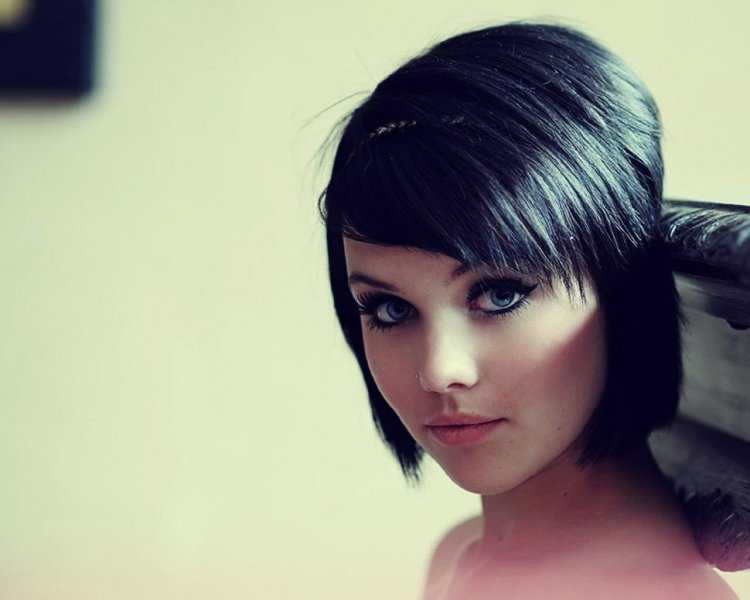 Мелисса Кларк простушка