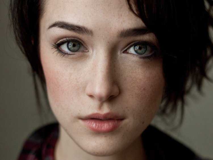 Крупное лицо