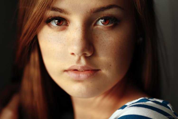 Няшная девушка лицо