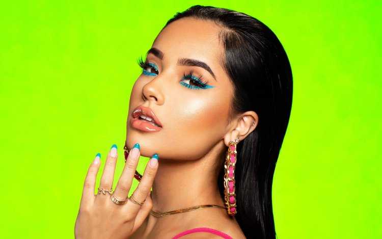 Певица Бекки Джи