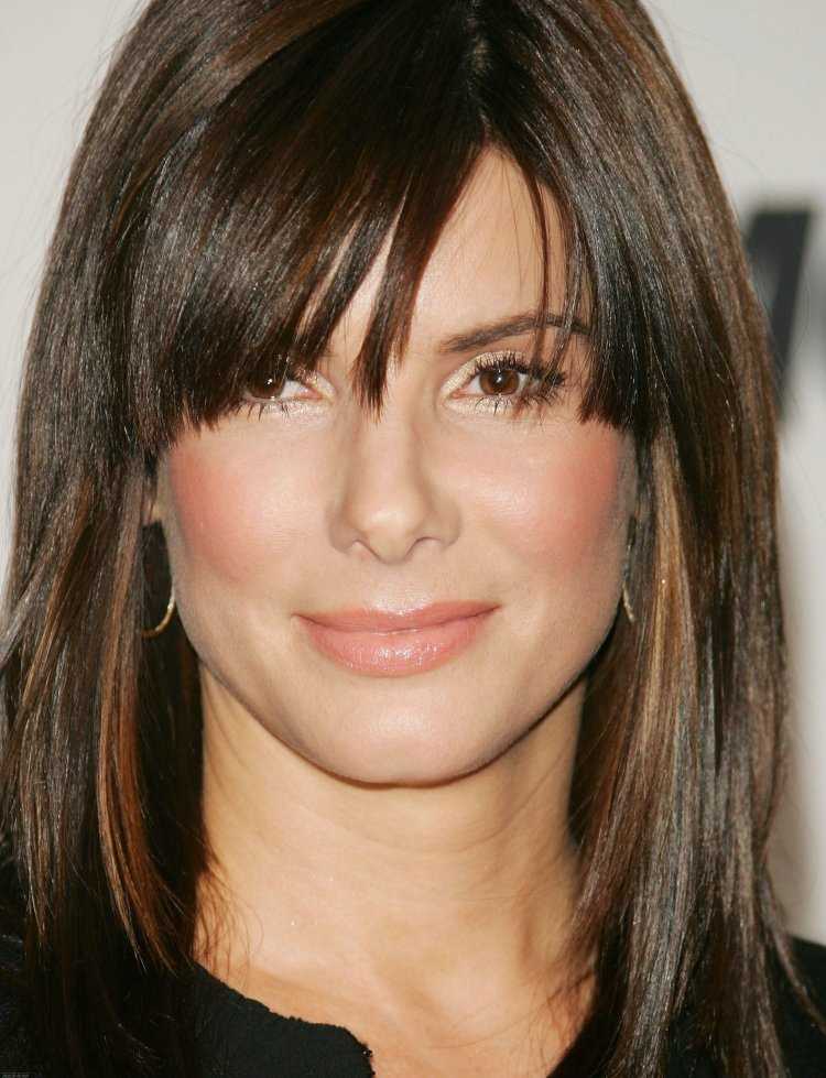 Сандра Баллок с челкой