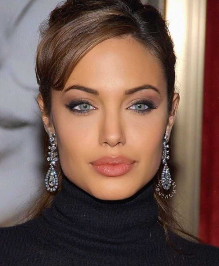 Макияж Анджелины Джоли