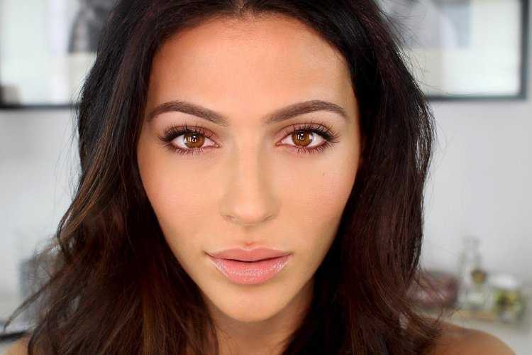 Миндалевидная форма глаз