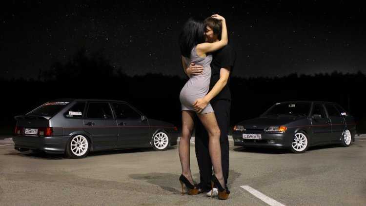 ВАЗ 2114 С девушкой