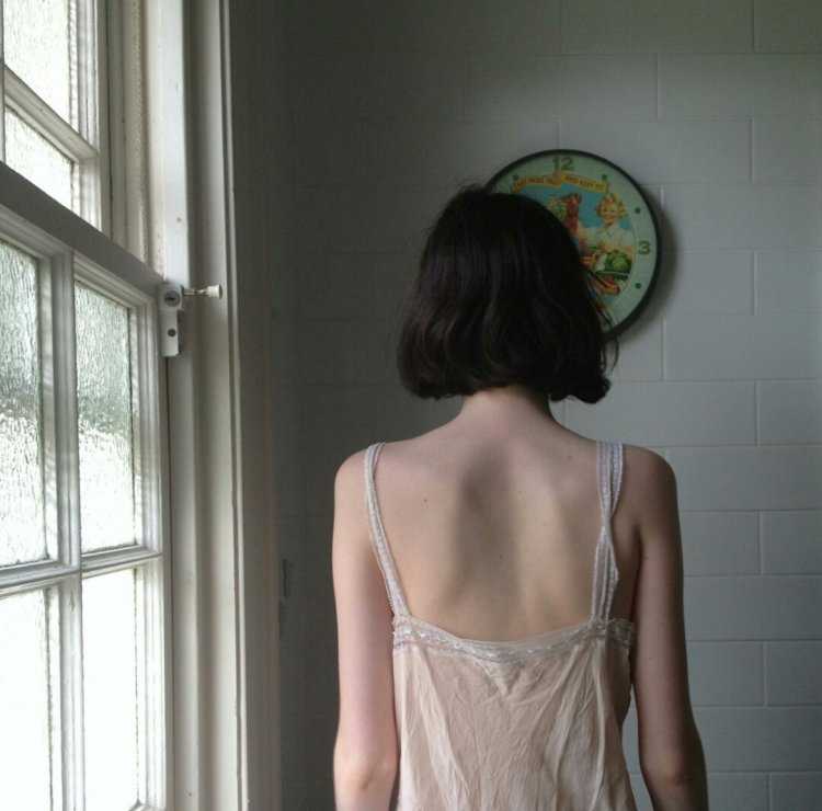 Худенькие девушки с Корэ