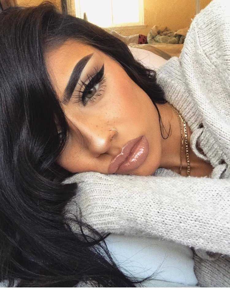 Макияж для жгучих брюнеток