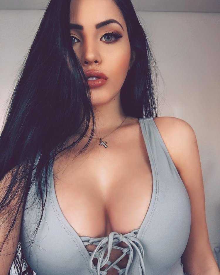 Клаудия Альенде