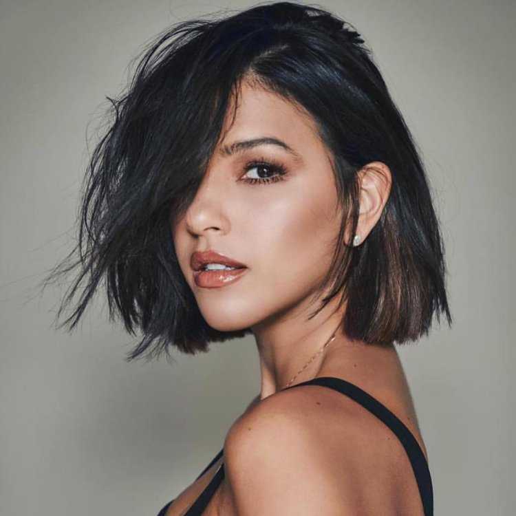 Ультракороткое асимметричное каре