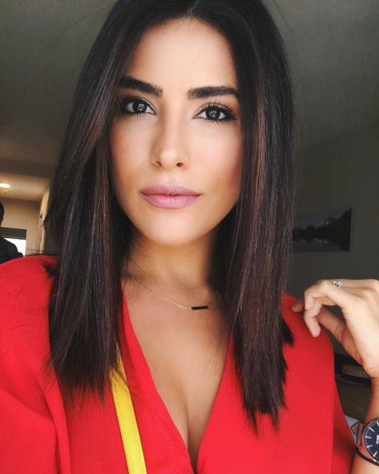 Сазан Хендрикс каре