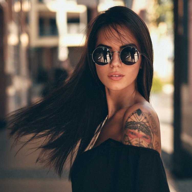 Marlen Valderrama Alvarez в очках