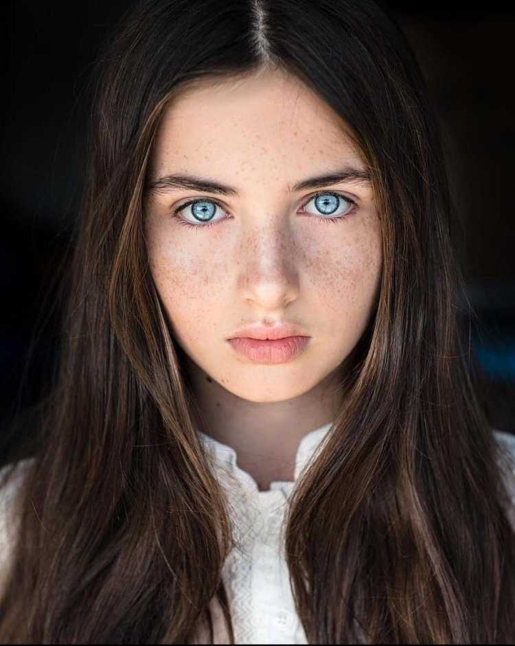 Lilly Kruk в 12 лет