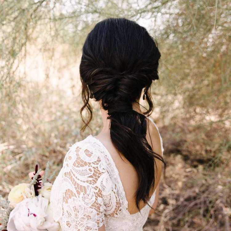 Романтичные прически на длинные волосы