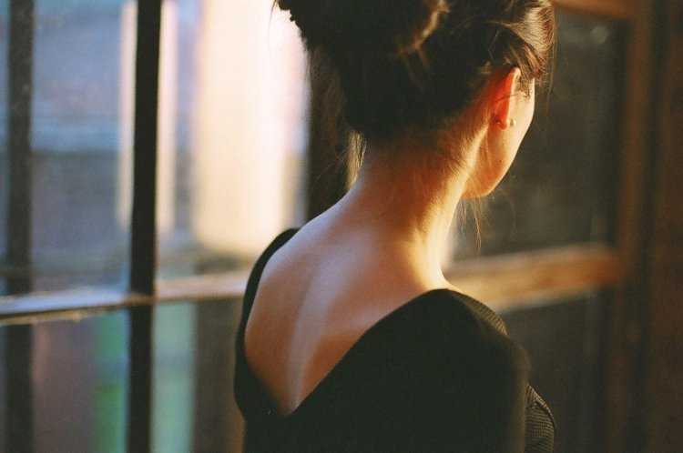 Женщина со спины