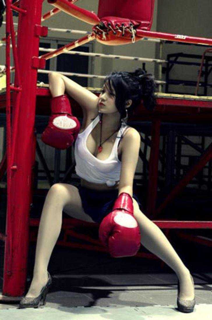 Японская девушка бокс