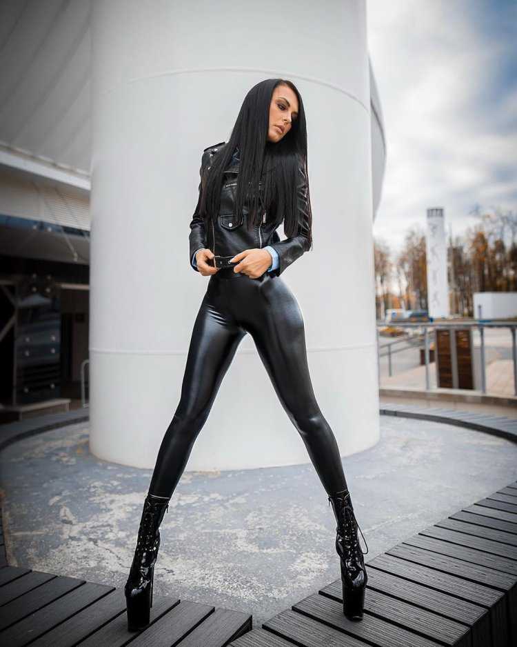 Bryoni-Kate Williams leggins