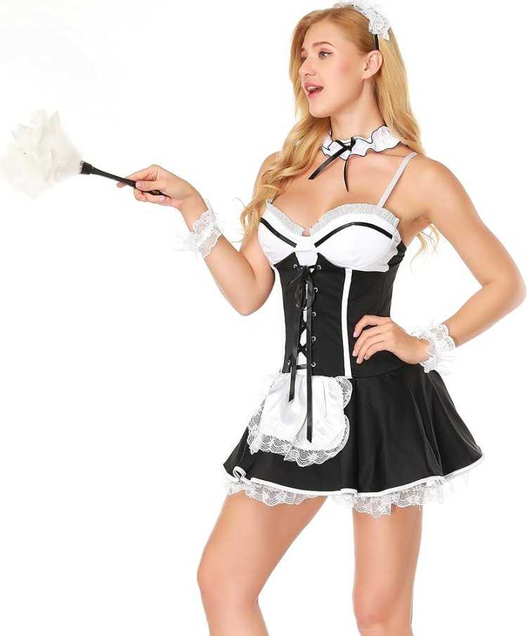 Женщина горничная