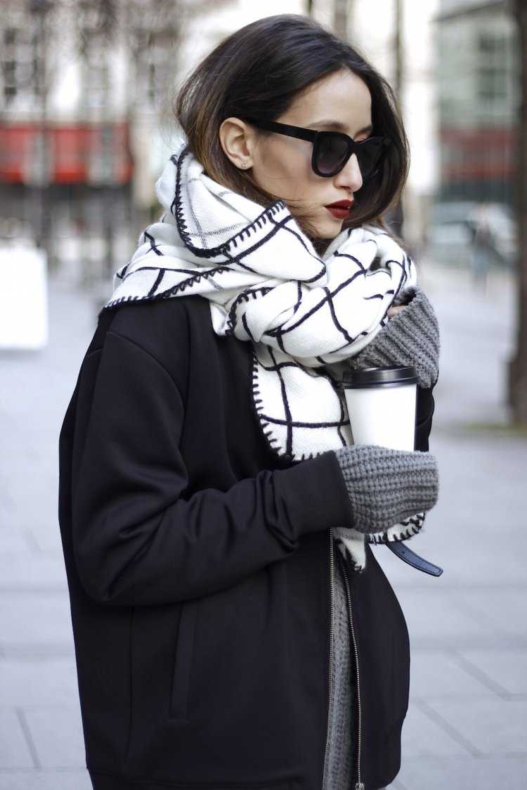 Куртка с шарфом