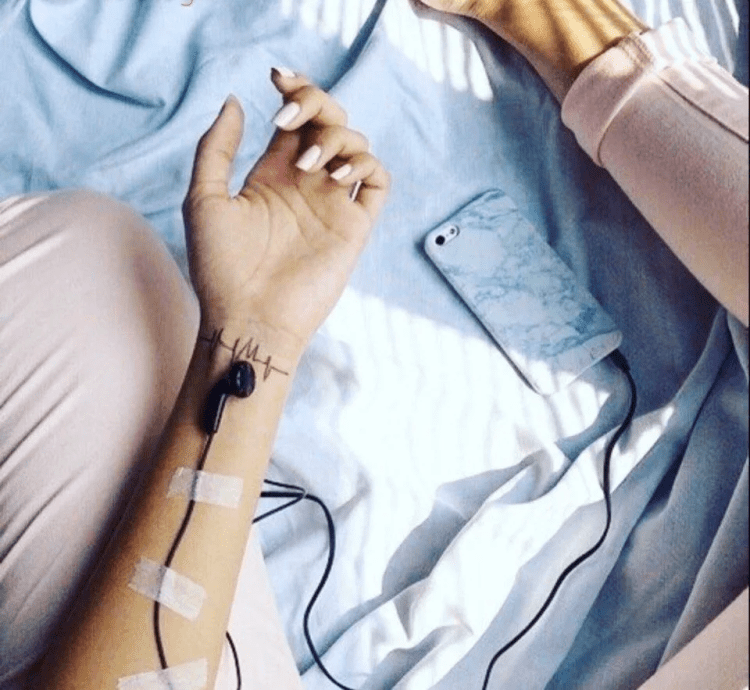 Сохраненки для девушек с руками