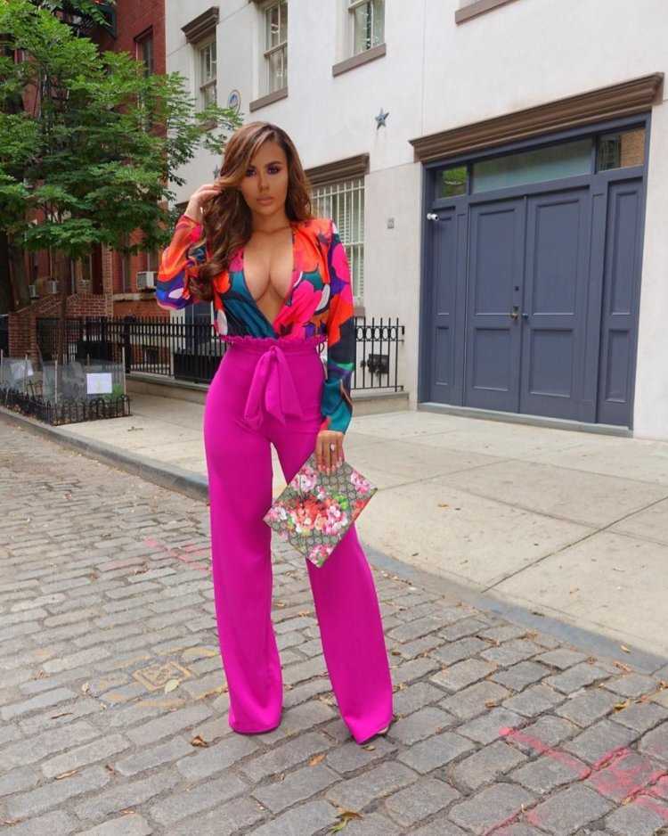 Zara неоновый костюм