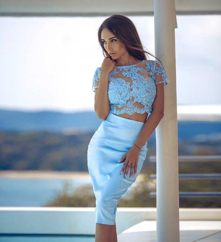 Anyuta_Rai в платье