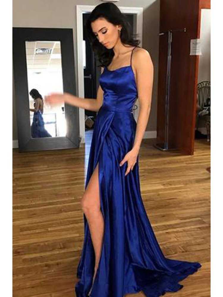 Платье на бретельках вечернее синее