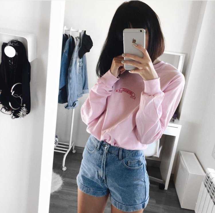 Корейские девушки с айфонами 15