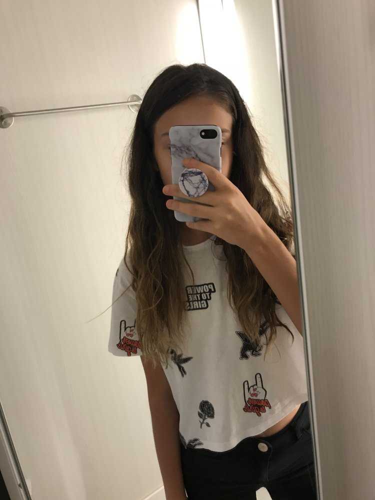 Девочка 12 лет селфи