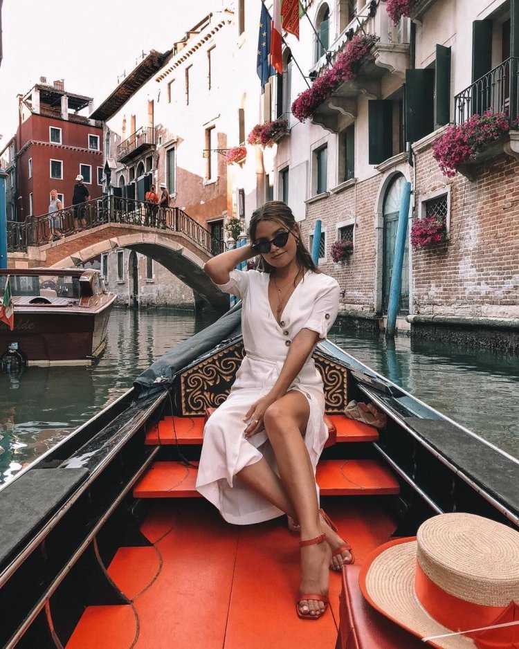 Девушка в Венеции