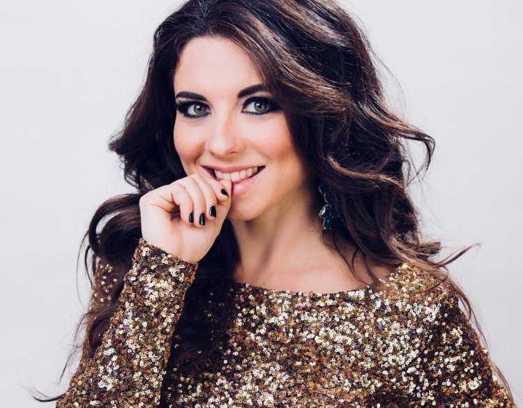 Аня Плетнева