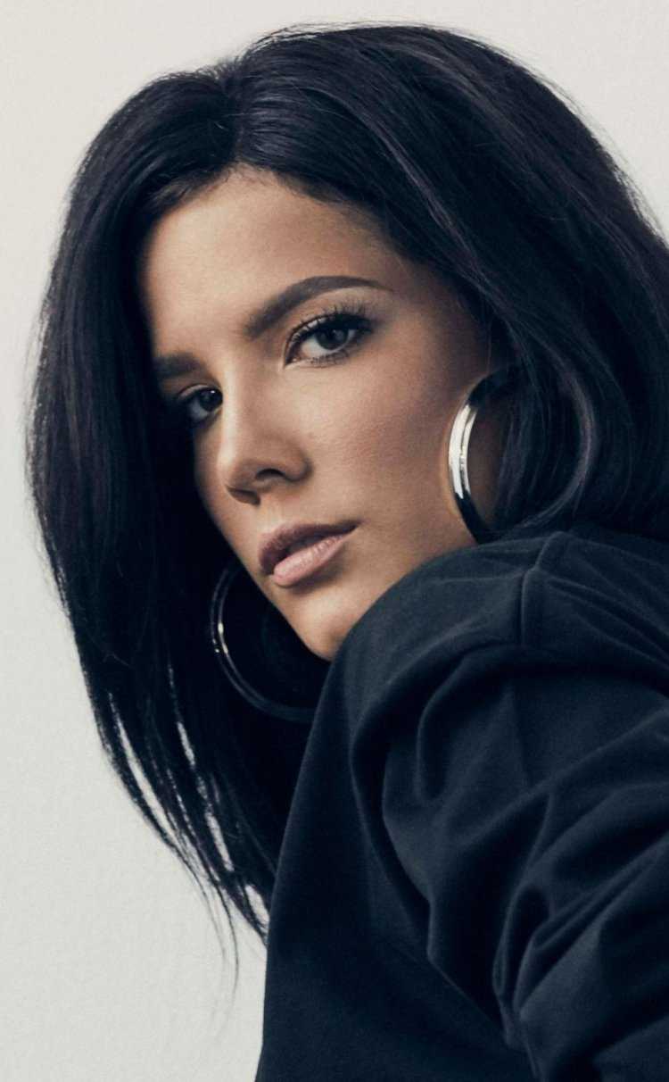 Зингер певица