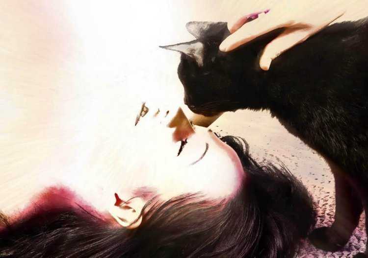 Брюнетка с черным котом