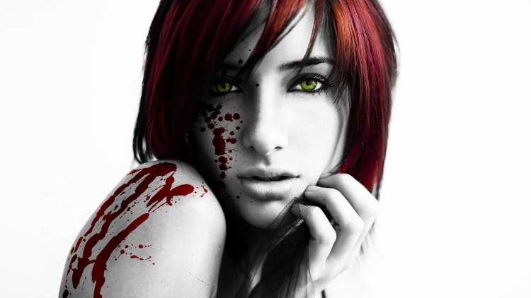 Брюнетки с красными прядями у лица7