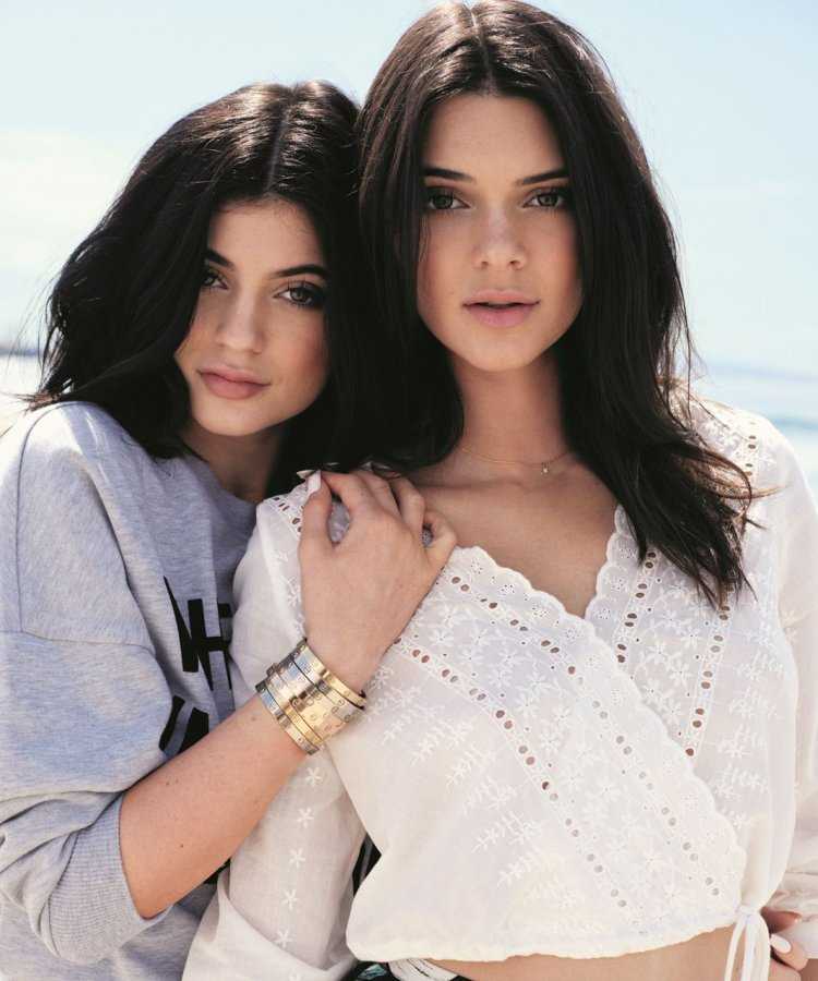 Брюнетки сестры14