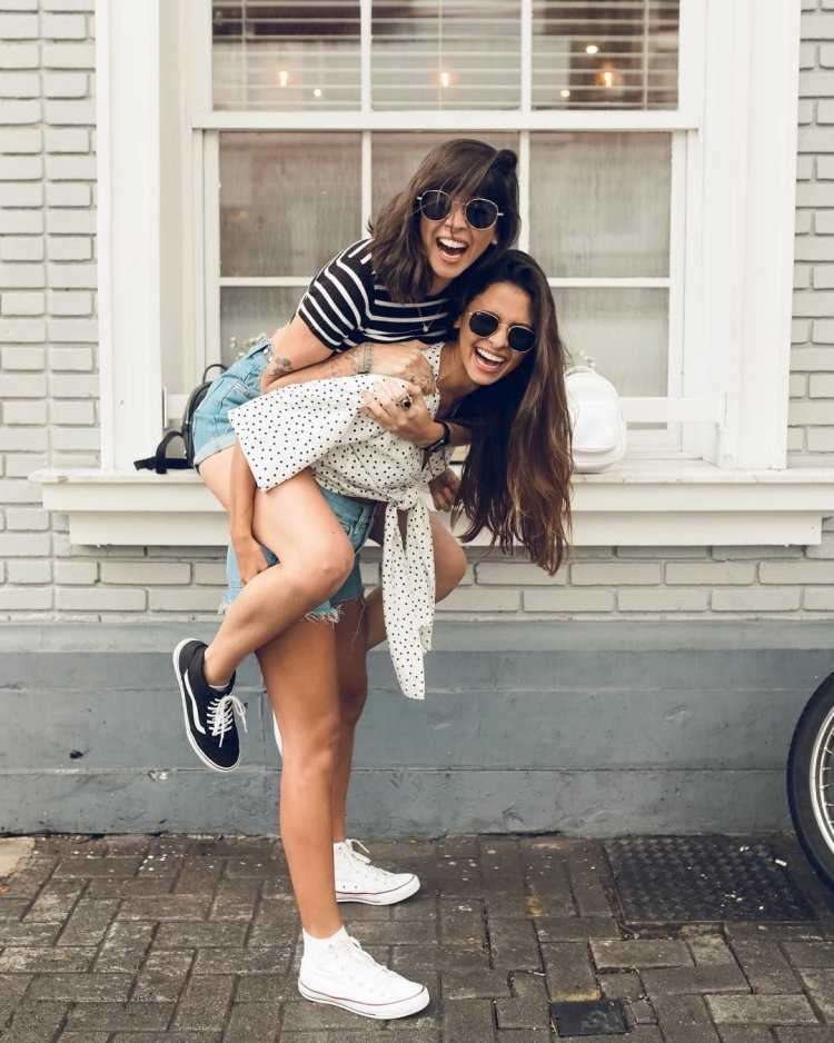 Фотосессия с подругой современные