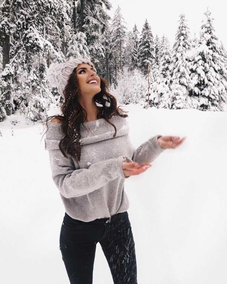 Брюнетка зимой