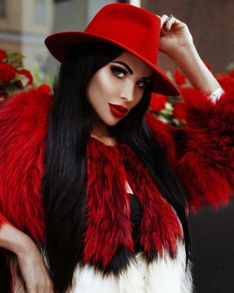 Олеся Малинская в Красном