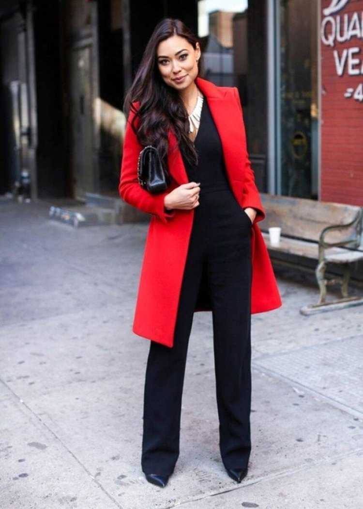 Луки с красным пальто