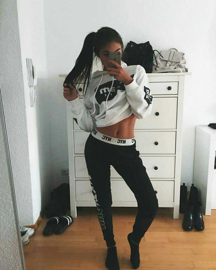 Ельцова Арина