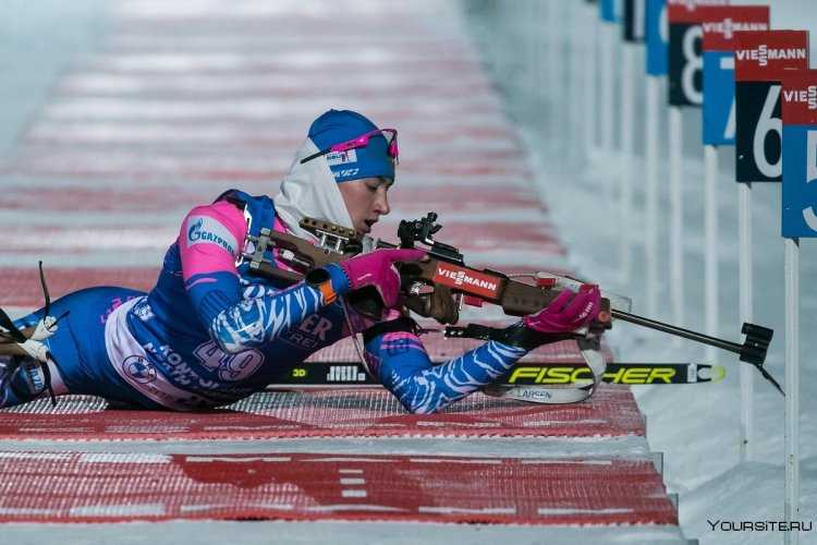 Светлана Миронова биатлонистка в гонке