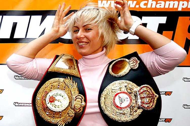 Наталья Рагозина боксер