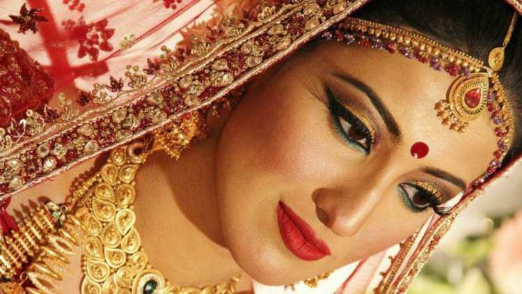 Бинди индианки