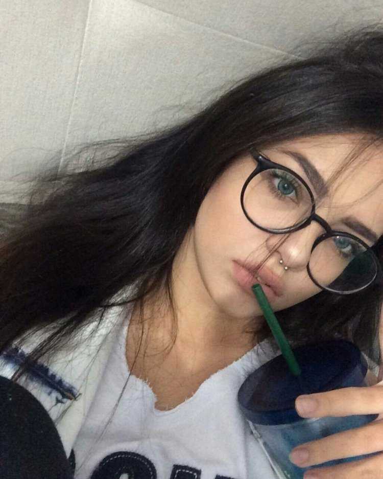 Рихтер Николь Вячеславовна