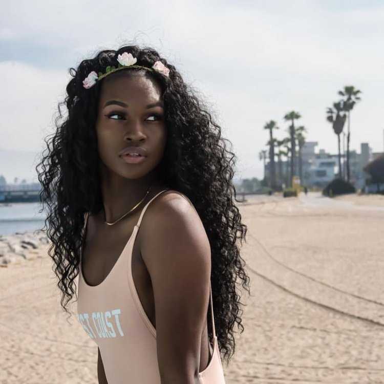 Темнокожие девушки