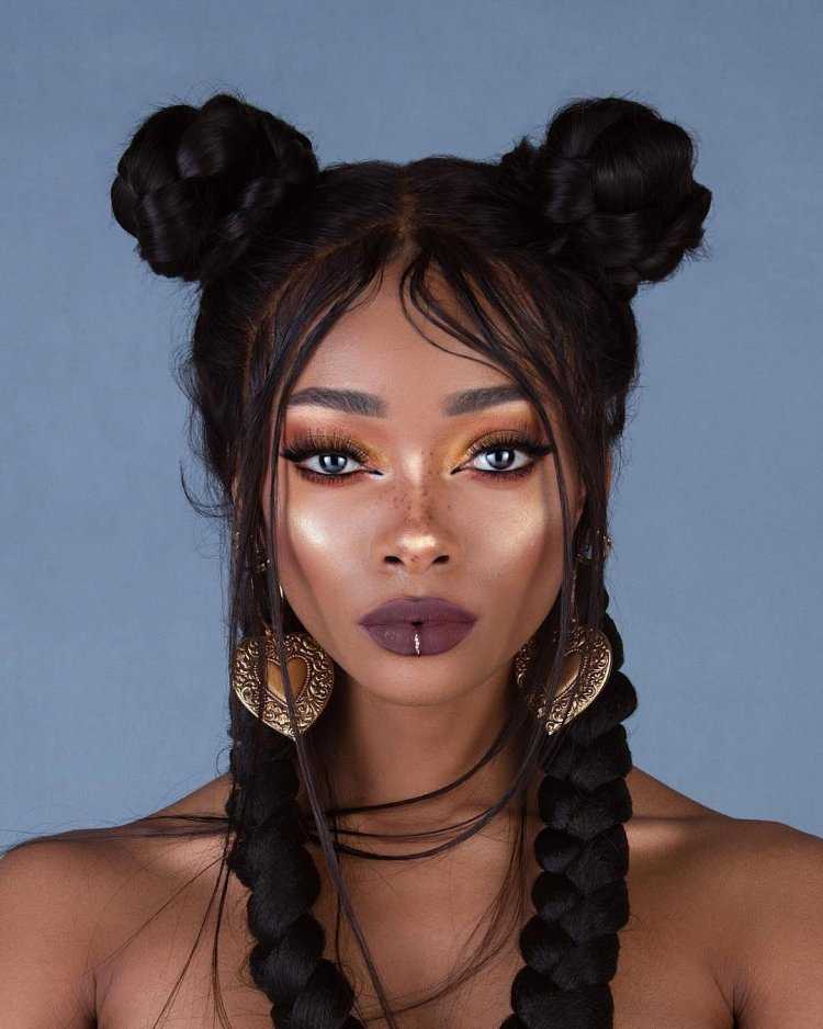 Нуанея Лебаджоя