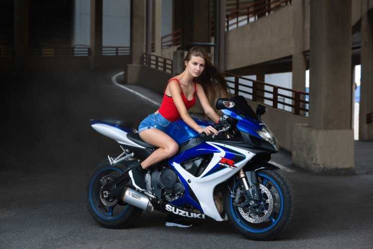 Мото девушки