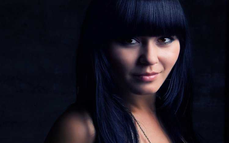 Оля Пономарева