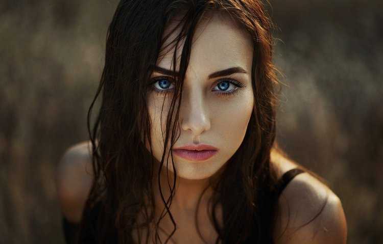 Энн Неврева