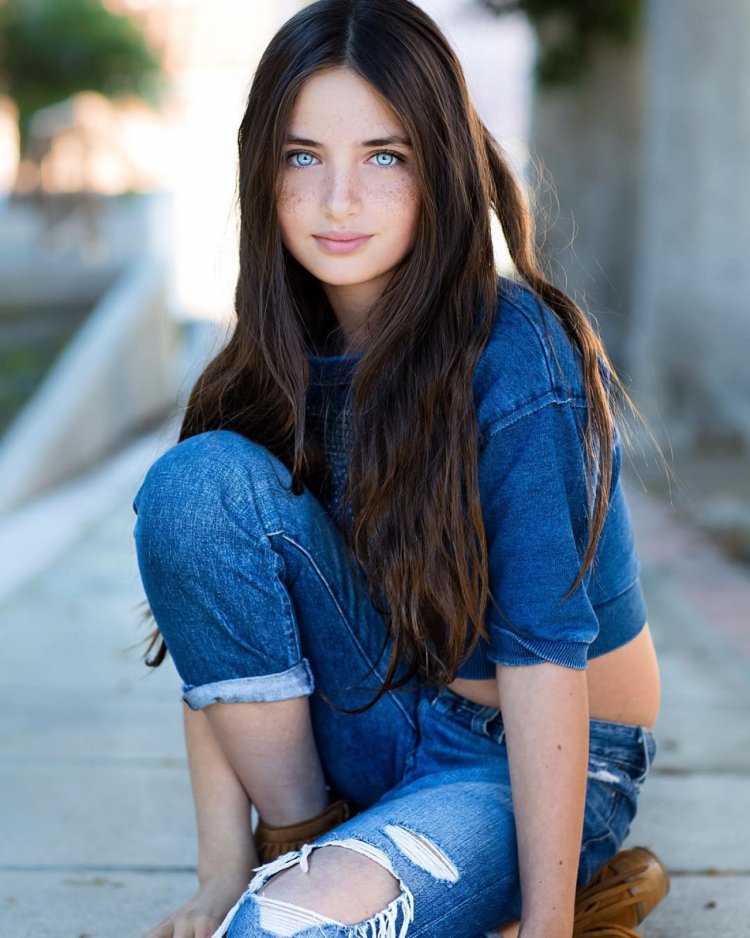 Lilly Kruk в 12 лет