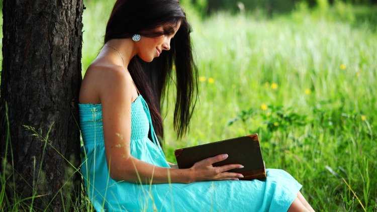 Девушка на природе