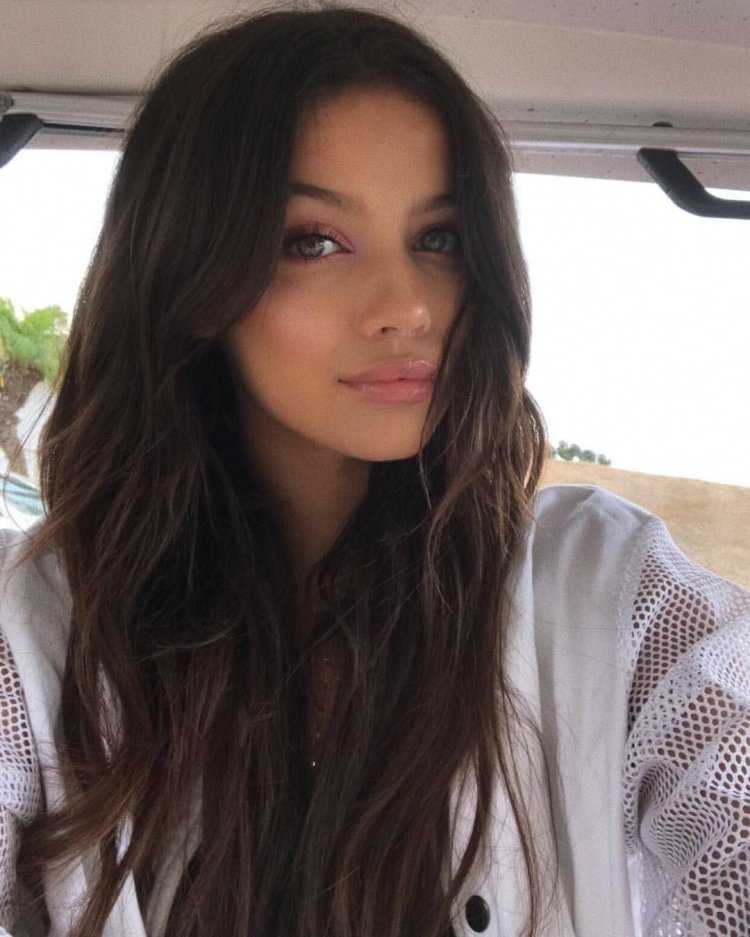 Адриана Мишель модель